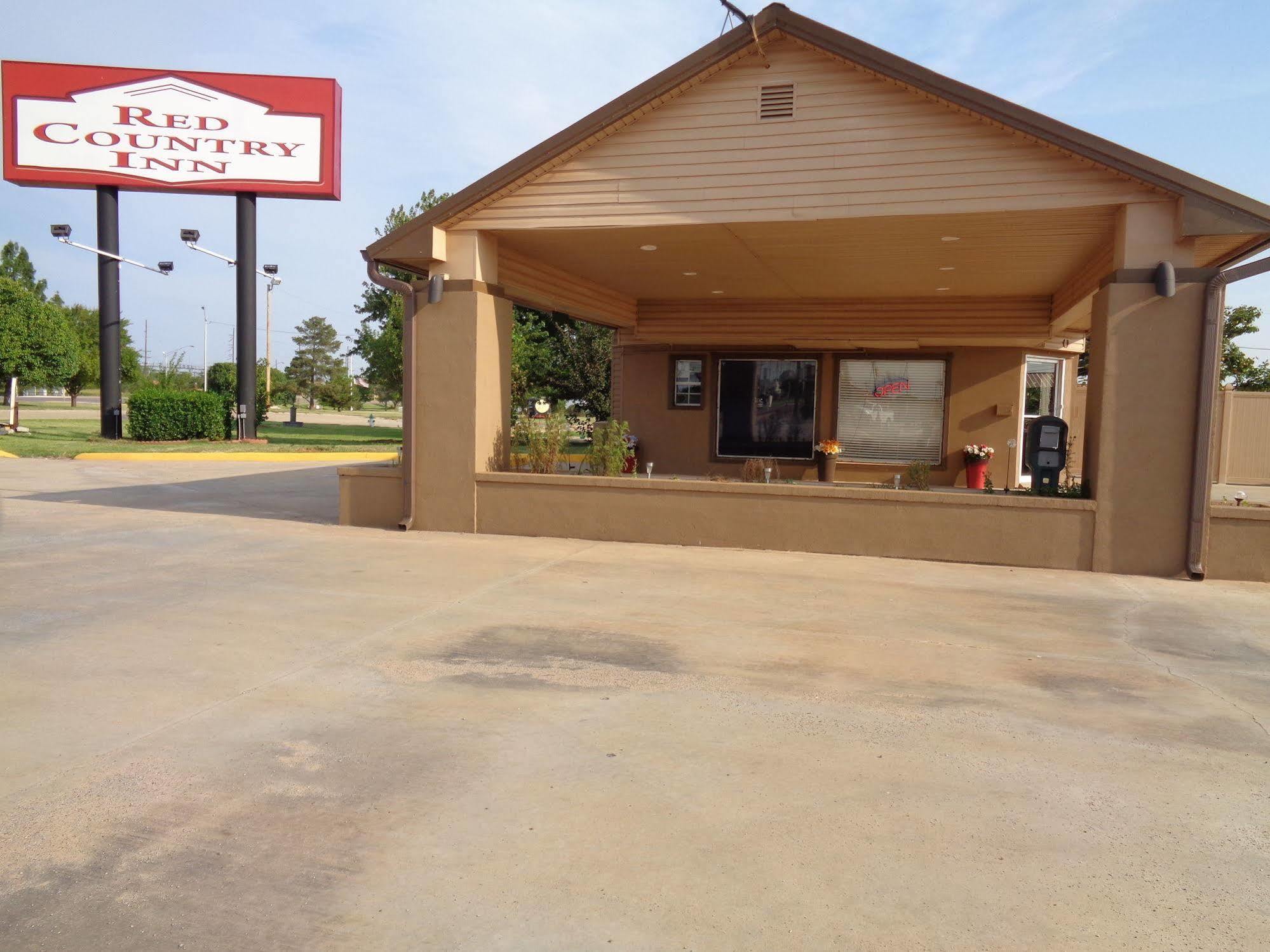 Americas Best Value Inn Woodward At 8Th St Bagian luar foto